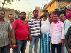 गरीबों के नेता ने दी मिसाल: विधायक शंकर सिंह ने क्षेत्रवासियों के घर जाकर खेली होली, रमजान पर दी शुभकामनाएं